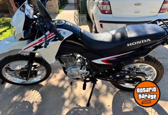 Motos - Honda Xr 150l 2025 Nafta 3500Km - En Venta