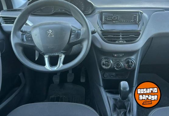 Autos - Peugeot 208 1.6 Active 2017 Nafta 118000Km - En Venta