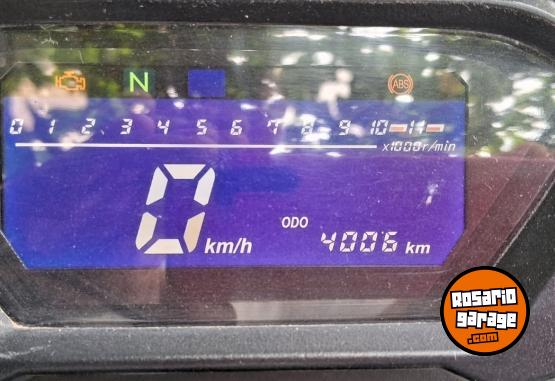 Motos - Voge RALLY 300 2024 Nafta 4006Km - En Venta