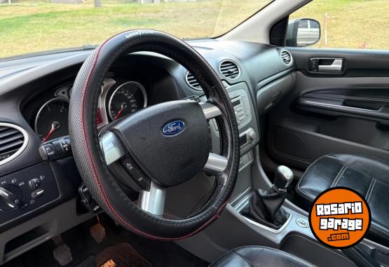 Autos - Ford Focus Ghia 1.8 Diesel 2012 Diesel 49000Km - En Venta