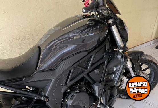 Motos - Benelli 502 c 2021 Nafta 17500Km - En Venta