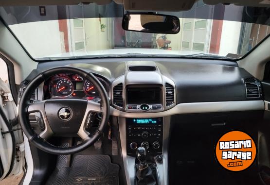 Camionetas - Chevrolet CAPTIVA 2.4 LS 4X2 2016 Nafta 155000Km - En Venta