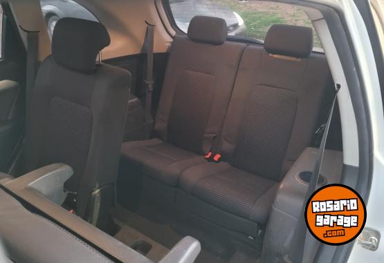 Camionetas - Chevrolet CAPTIVA 2.4 LS 4X2 2016 Nafta 155000Km - En Venta