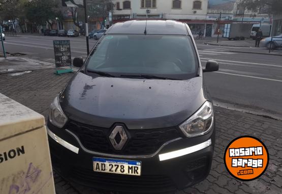 Utilitarios - Renault Kangoo 2019 GNC 130000Km - En Venta