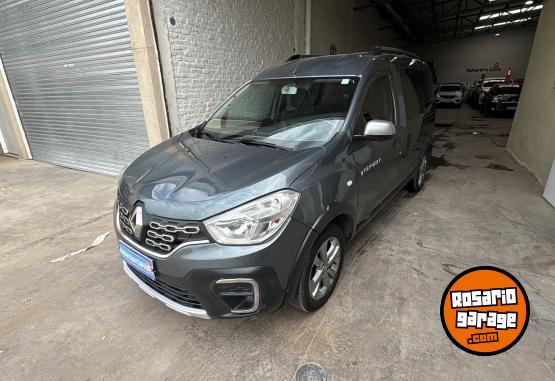 Utilitarios - Renault Kangoo II Stepway 1.6 2019 Nafta 170000Km - En Venta