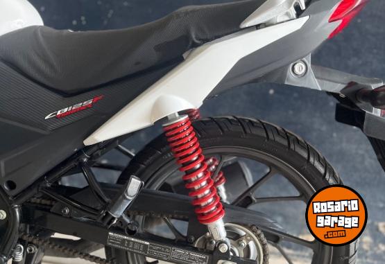 Motos - Honda Cb twister 125 2022 Nafta 4200Km - En Venta