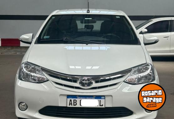 Autos - Toyota ETIOS 1.5 XLS 2017 Nafta 141900Km - En Venta