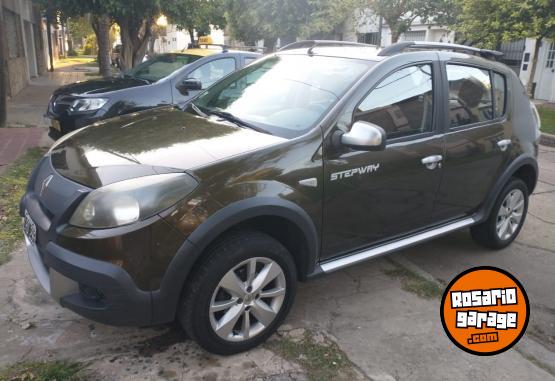 Autos - Renault Sandero Stepway 2012 GNC 120000Km - En Venta