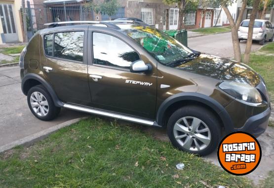 Autos - Renault Sandero Stepway 2012 GNC 120000Km - En Venta