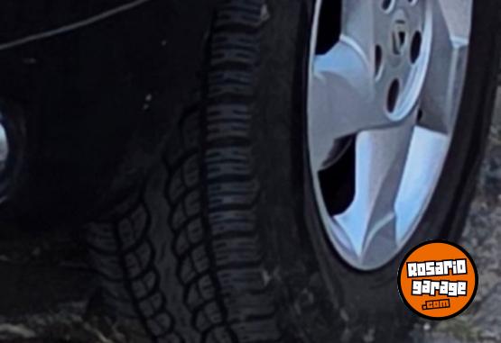 Autos - Renault Duster 2012 Nafta 141500Km - En Venta