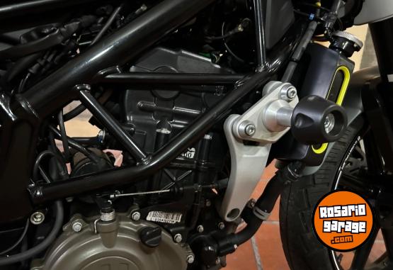 Motos - Husqvarna Svartpilen 200 2021 Nafta 8900Km - En Venta