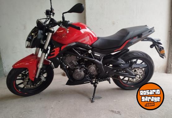 Motos - Benelli 302 2023 Nafta 3900Km - En Venta