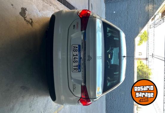 Autos - Citroen C4 Lounge 2017 Nafta 133700Km - En Venta