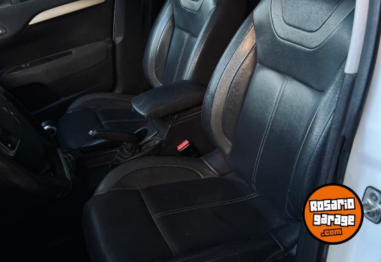 Autos - Citroen C4 Lounge 2017 Nafta 133700Km - En Venta