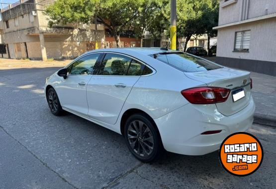 Autos - Chevrolet Cruze LTZ 2017 Nafta 140000Km - En Venta