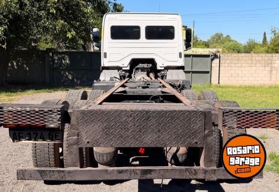 Camiones y Gr�as - Mercedez Benz Atego 1721 Balancin - En Venta