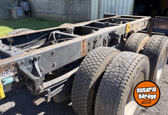 Camiones y Gr�as - Mercedez Benz Atego 1721 Balancin - En Venta