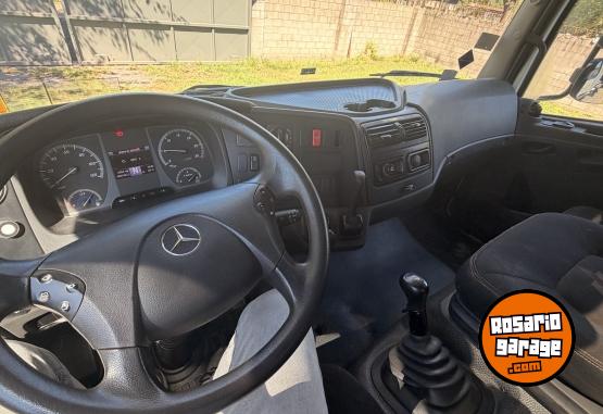 Camiones y Gr�as - Mercedez Benz Atego 1721 Balancin - En Venta