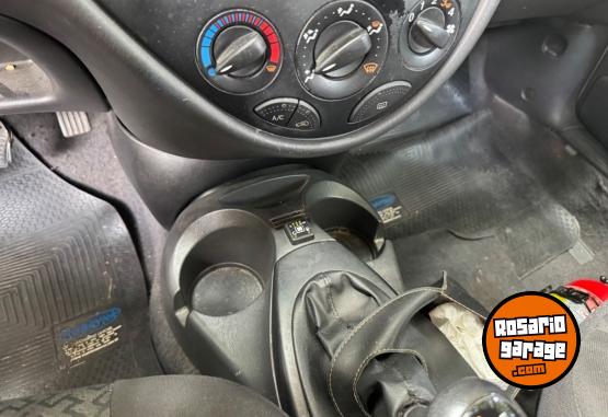 Autos - Ford 2009 Focus ambiente 5 pta 2009 Nafta 110000Km - En Venta
