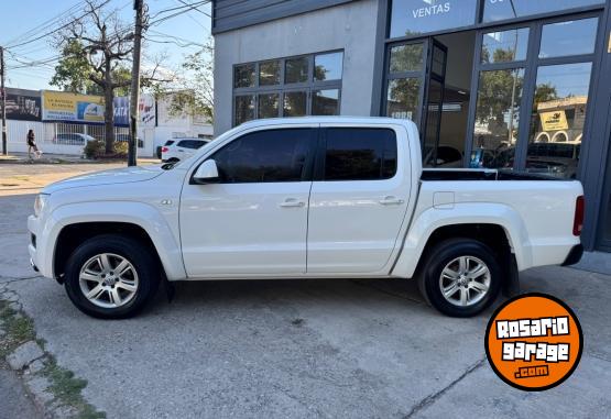 Camionetas - Volkswagen Amarok Trendline 4x4 2015 Diesel 180000Km - En Venta