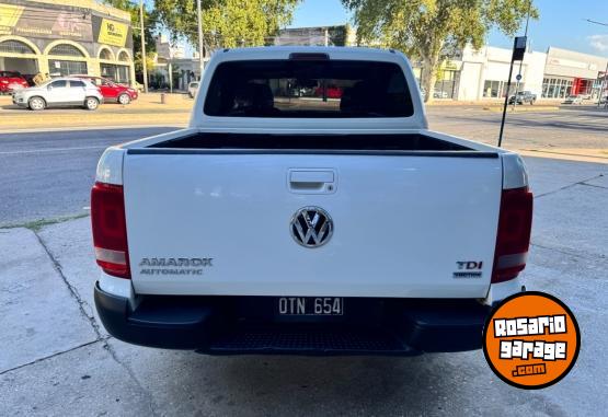 Camionetas - Volkswagen Amarok Trendline 4x4 2015 Diesel 180000Km - En Venta