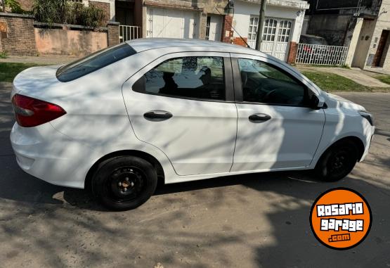 Autos - Ford KA 1.5 S + 2019 Nafta  - En Venta