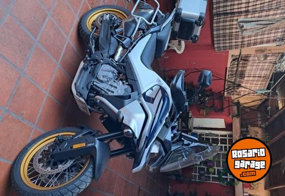 Motos - CF MT 800 EXPLORER 2025 Nafta 1891Km - En Venta