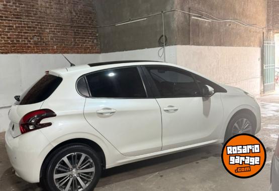 Autos - Peugeot 208 FELINE 2019 Nafta 66000Km - En Venta