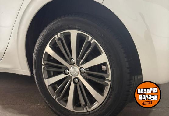 Autos - Peugeot 208 FELINE 2019 Nafta 66000Km - En Venta