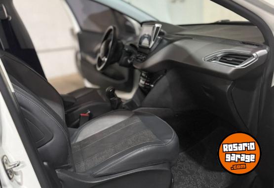 Autos - Peugeot 208 FELINE 2019 Nafta 66000Km - En Venta