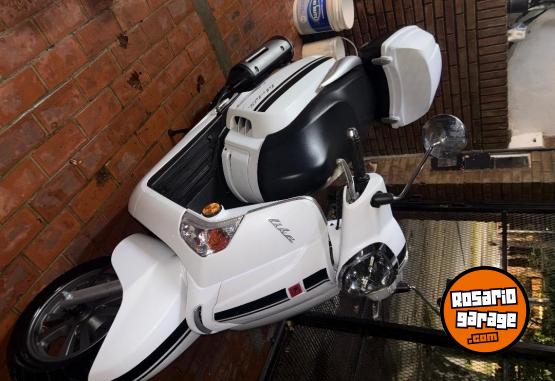 Motos - Kymco Like 125 2023 Nafta 5435Km - En Venta