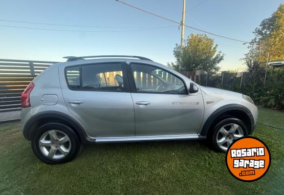 Autos - Renault SANDERO 2010 GNC 170000Km - En Venta