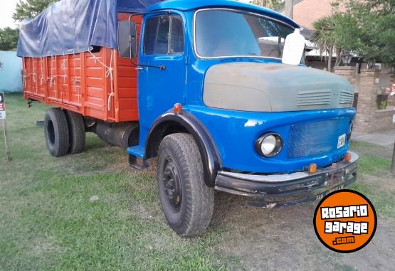 Camiones y Gr�as - Vendo Mercedes 1114 ,motor 1518 - En Venta