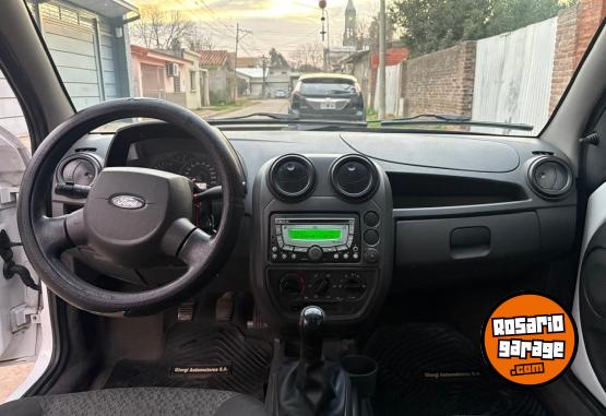 Autos - Ford Ka 1.6 2013 Nafta 140000Km - En Venta