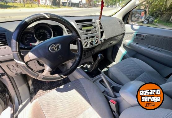 Camionetas - Toyota HiLux 4x2 cabina doble 2008 Diesel 265000Km - En Venta