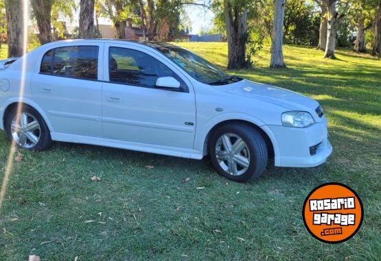 Autos - Chevrolet Astra 2009 GNC 130000Km - En Venta