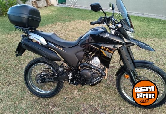 Motos - Yamaha Xtz 250 2022 Nafta 350000Km - En Venta