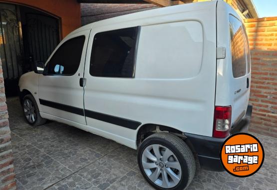 Utilitarios - Citroen Berlingo 2017 Diesel 118000Km - En Venta