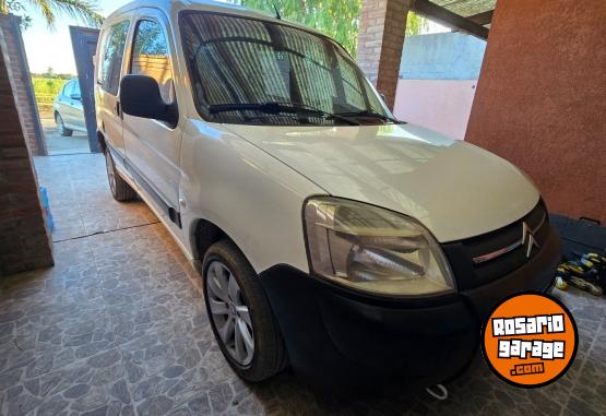 Utilitarios - Citroen Berlingo 2017 Diesel 118000Km - En Venta