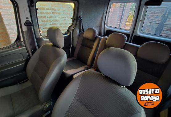 Utilitarios - Citroen Berlingo 2017 Diesel 118000Km - En Venta