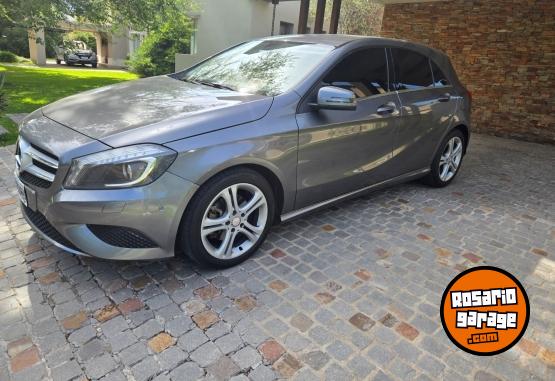 Autos - Mercedes Benz A200 URBAN 2013 Nafta 67000Km - En Venta