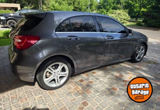 Autos - Mercedes Benz A200 URBAN 2013 Nafta 67000Km - En Venta