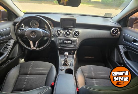 Autos - Mercedes Benz A200 URBAN 2013 Nafta 67000Km - En Venta