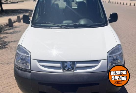 Utilitarios - Peugeot PARTNER CONFORT HDI 1.6 2019 Diesel 46000Km - En Venta