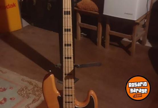 Instrumentos Musicales - Bajo Squier by Fender Jazz Bass vintage modified duncan design - En Venta