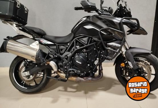 Motos - Benelli Trk 702 2025 Nafta 6700Km - En Venta