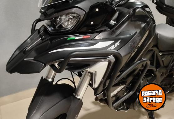 Motos - Benelli Trk 702 2025 Nafta 6700Km - En Venta