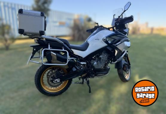 Motos - CF CF 800 MT Explorer 2025 Nafta 6500Km - En Venta