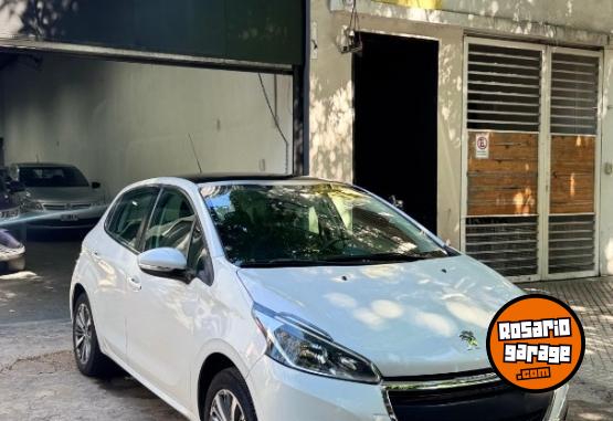 Autos - Peugeot 208 ALLURE 2017 Nafta  - En Venta