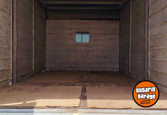 Camiones y Gr�as - OPORTUNIDAD AGRALE con TRABAJO FIJO - En Venta